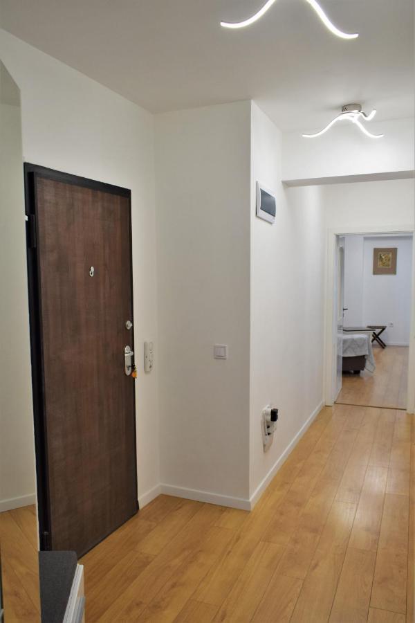 Top Center Apartment Gramophone With Private Parking Burgas Extérieur photo