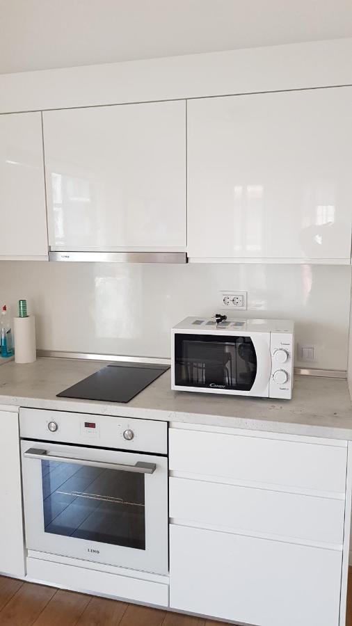 Top Center Apartment Gramophone With Private Parking Burgas Extérieur photo